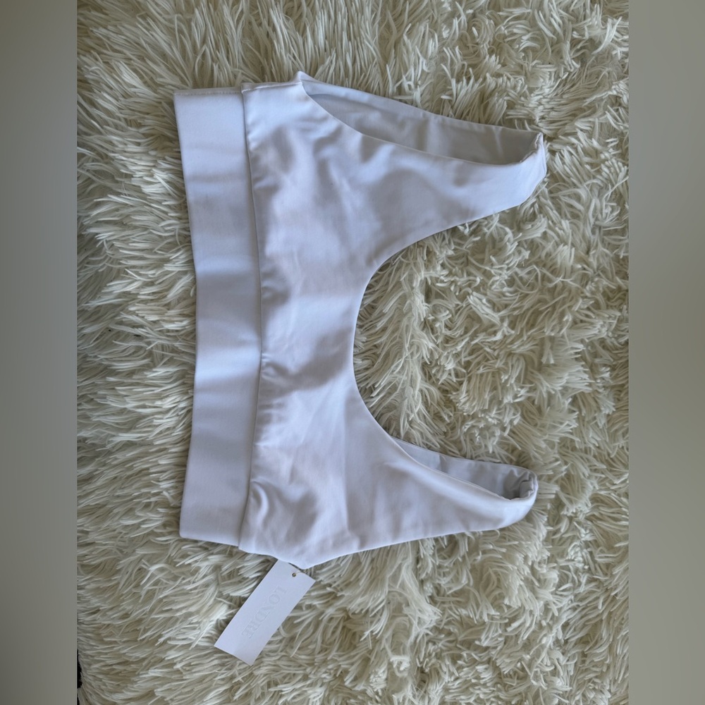 Londre white bathing suit